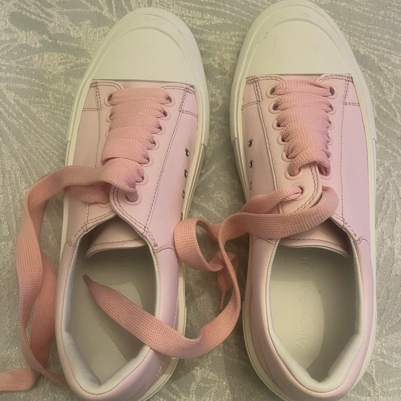 Alexander Mq Queen oversized low top sneakers pink - Picture 2 of 6